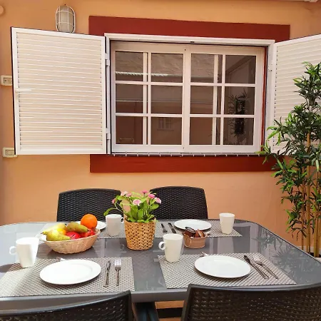 Cristianos - Heated Swimming Pool Air-conditioned * Los Cristianos (Tenerife)